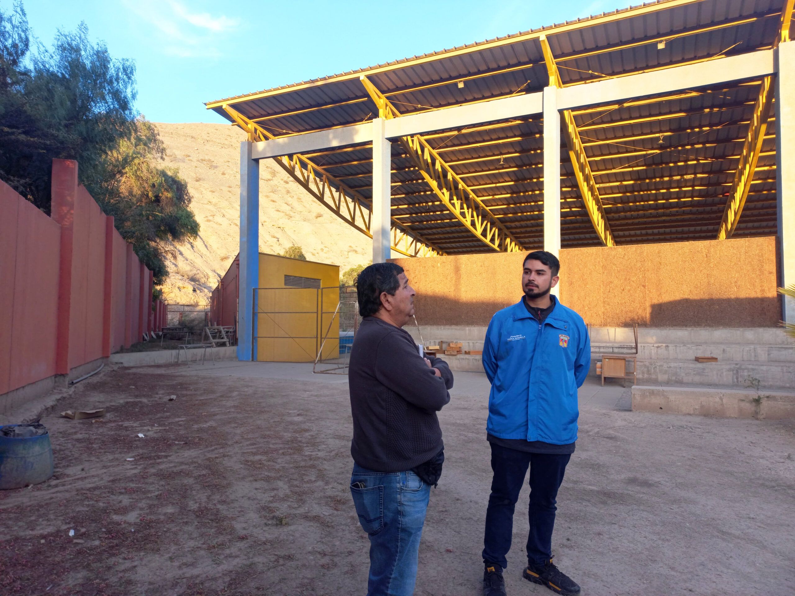 Municipio avanza en medidas de seguridad a implementar en la Escuela Luis Uribe Orrego