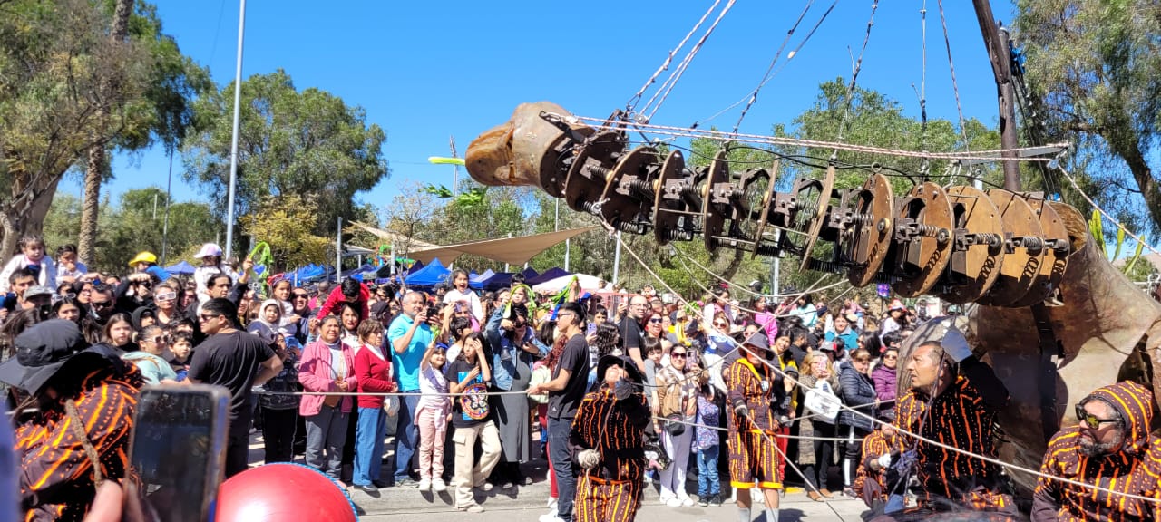 ¡VECINOS DE TIERRA AMARILLA DISFRUTARON CON GRAN ÉXITO LA VISITA DE LA PICHINTUN!